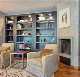 5 bedroom villa with pool and tennis court near San Gimignano, sleeps 10